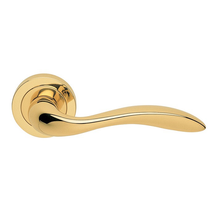 Giava Lever Door Handle on Round Rose